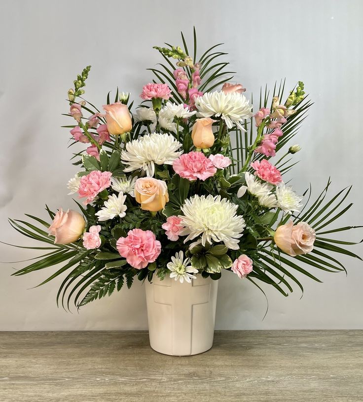 Sympathy Flowers in Lahore