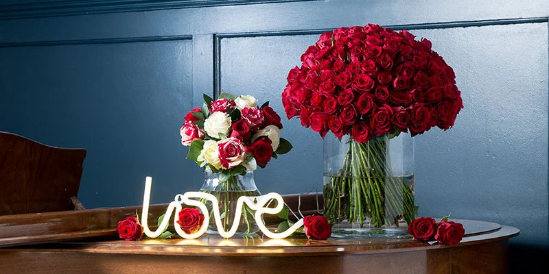 Beautiful and Romantic Anniversary Gifts Under 20K