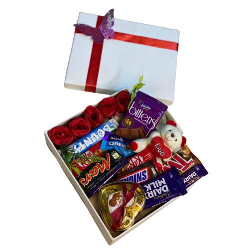 Romantic roses and chocolate gift box with teddy bear – perfect for Valentine’s Day, anniversaries, and birthdays in Pakistan