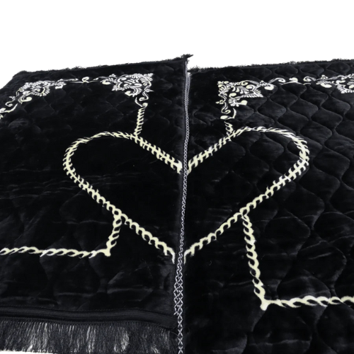 Elegant black velvet couple prayer mats with heart-shaped embroidery, perfect Islamic gift set for weddings and Eid.