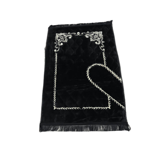 Elegant black velvet couple prayer mats with heart-shaped embroidery, perfect Islamic gift set for weddings and Eid.