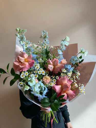 Flower Bouquet for Engagement Ceremony In lahore