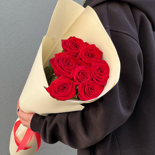 Rose Flower Bouquet For Birthday