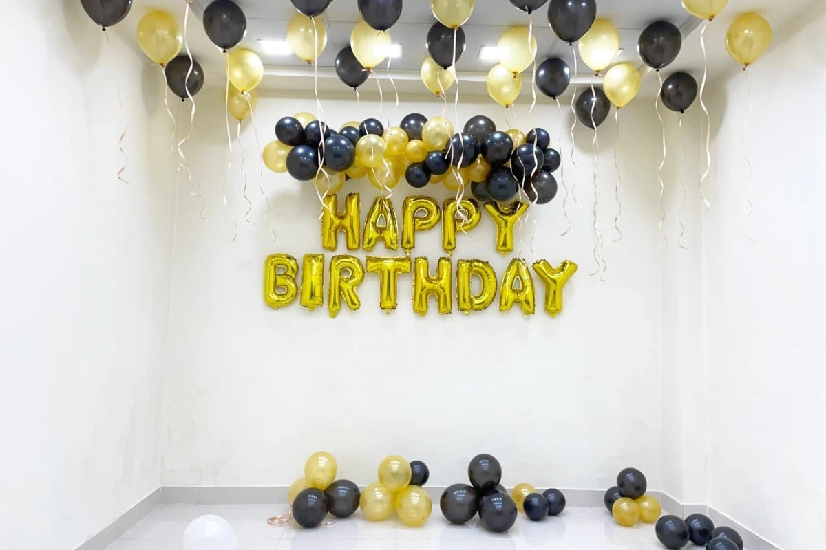 Birthday Special Balloon Decoration Services by Flower Bouquet in Lahore