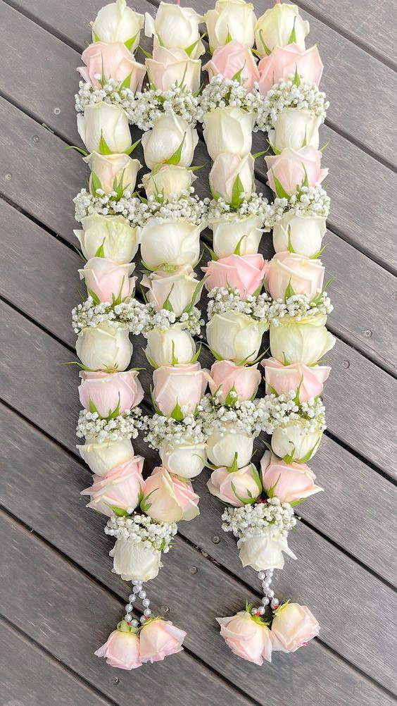 White & Pink Roses Mala/Haar for Weddings and Events in Lahore – Flower ...